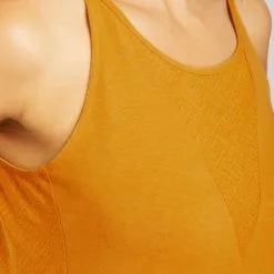 Camiseta De Montaña Y Trekking Sin Mangas Mujer Quechua NH500 -ZAS Ventas camiseta de montaa y trekking sin mangas mujer quechua nh500 3