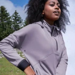 Forro Polar De Montaña Y Trekking Con Capucha Mujer Quechua MH500 Violeta -ZAS Ventas forro polar de montaa y trekking con capucha mujer quechua mh500 violeta 2